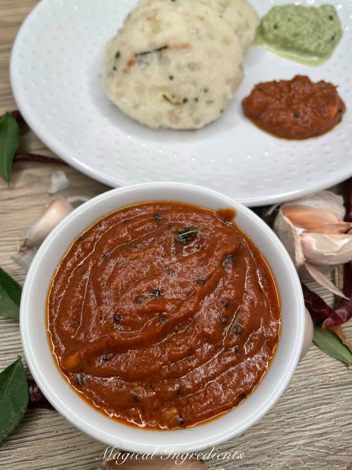 poondu chutney aka garlic chutney served with idli