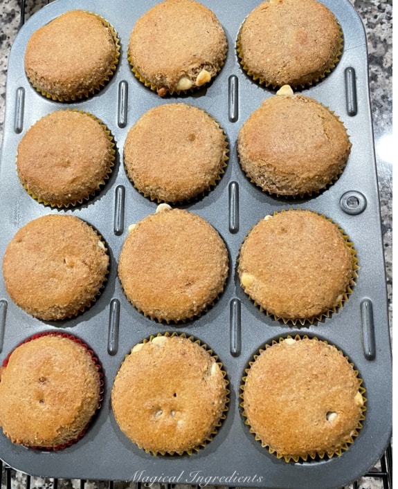 Cooling the thandai muffins