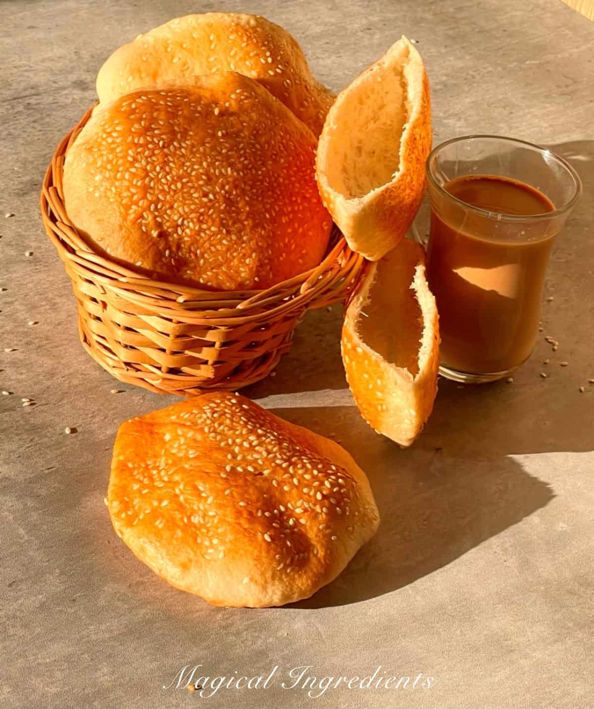 banh tieu served with milk tea